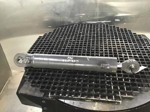 Liebherr Lenkzylinder